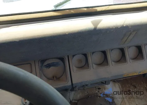 1992 Jeep Wrangler / Yj S from USA, damaged, VIN 2J4FY19P0NJ552841